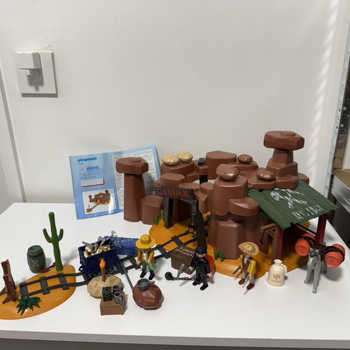 Retired playmobil western - retired,