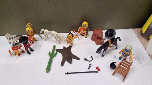 Playmobil cowboys and - playmobil, indians